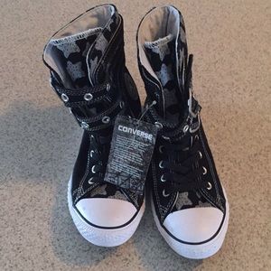 Brand new beautiful converse all star